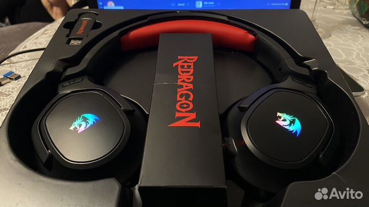 Без адаптера)наушники Redragon Nomen новые