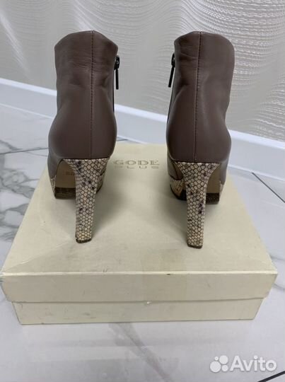 Ботильоны Gode