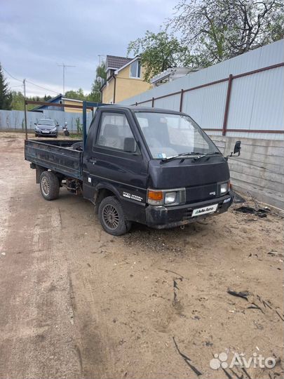 Nissan Vanette бортовой, 1990