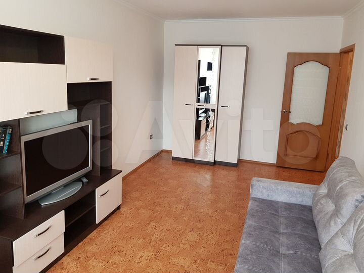 2-к. квартира, 64 м², 7/10 эт.