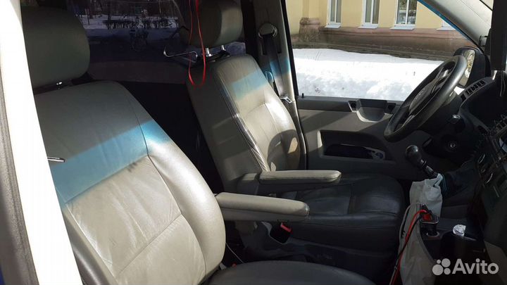 Volkswagen Transporter 2.0 МТ, 2011, 390 000 км