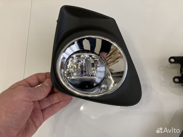 Птф LED + оправа Toyota Corolla 150 (2010-2013)