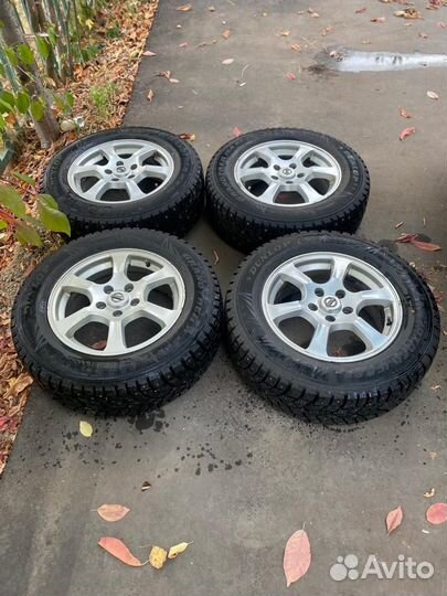 Dunlop Grandtrek Ice 02 215/65 R16 102T
