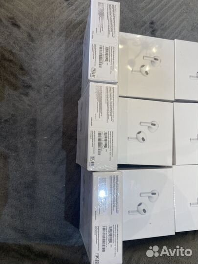 Apple AirPods 3 (чехол в подарок)