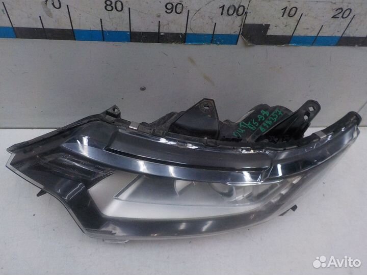 Фара левая Mitsubishi Outlander