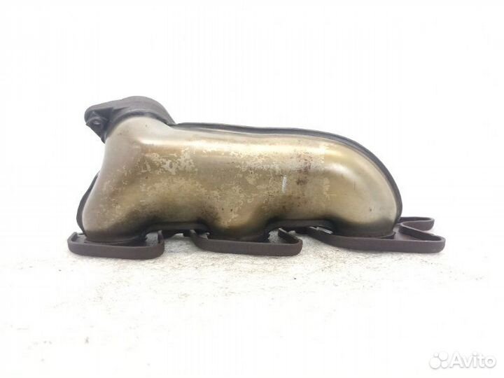 Выпускной коллектор левый Mercedes-Benz E-Class