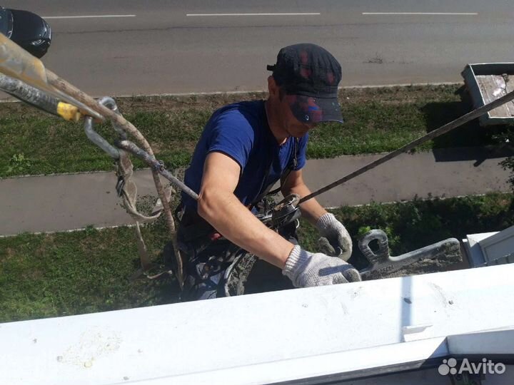 Высотные работы. Покраска, герметизация