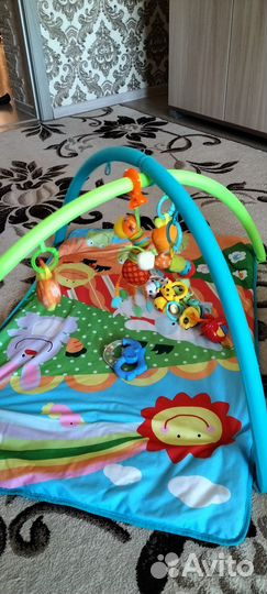 Развивающий коврик
