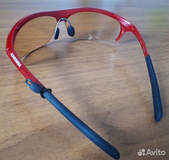 Солнцезащитные очки Carrera