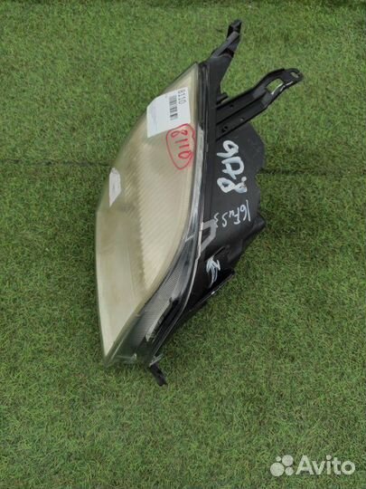 Фара передняя правая Ford Fusion хетчбек 2002-2005