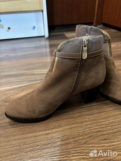 Ботильоны женские 39 р
