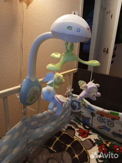 Мобиль на кроватку fisher price