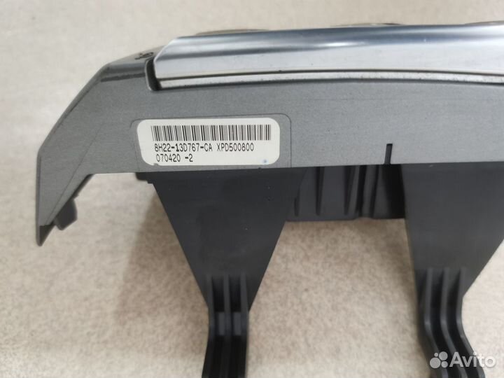 Блок кнопок руля упр музыкой Discovery 3 XPD500840