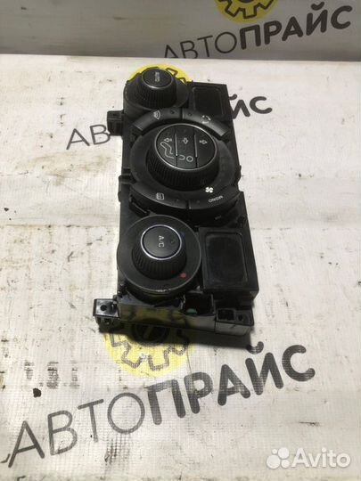 Блок управления климат-контролем Peugeot 308 EP6