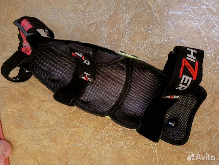 Моточерепаха и защита коленей