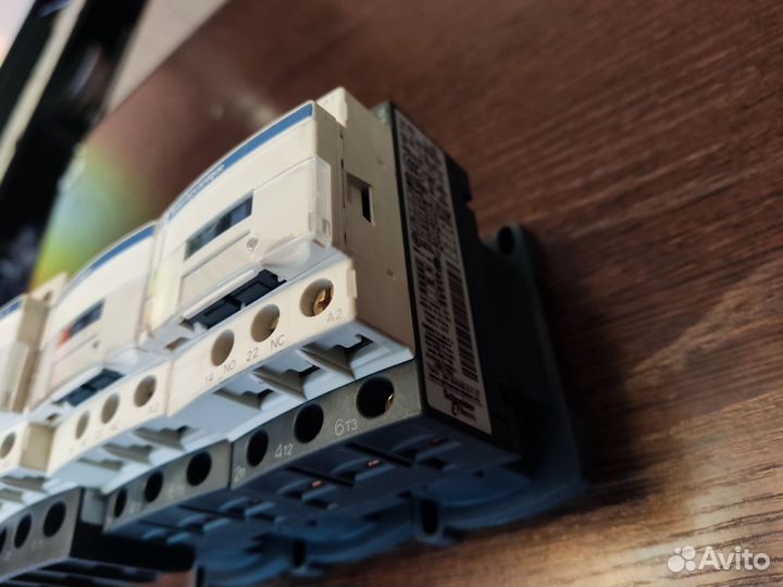 Магнитный пускатель telemecanique lc1d12, lc1d32