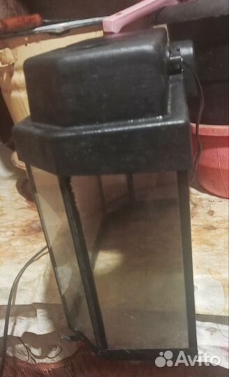 Аквариум для рыбок бу маленький