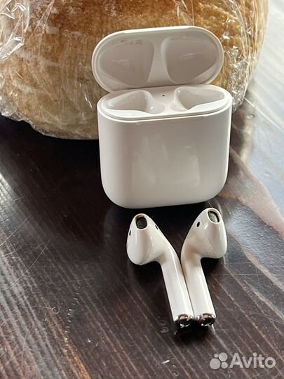 AirPods 2