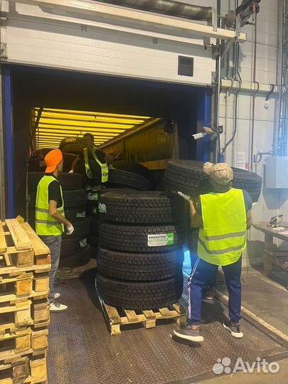 Грузовые шины 385 55 r 22.5 160K рулевые