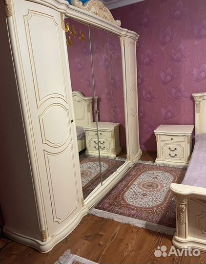 Спальный гарнитур бу