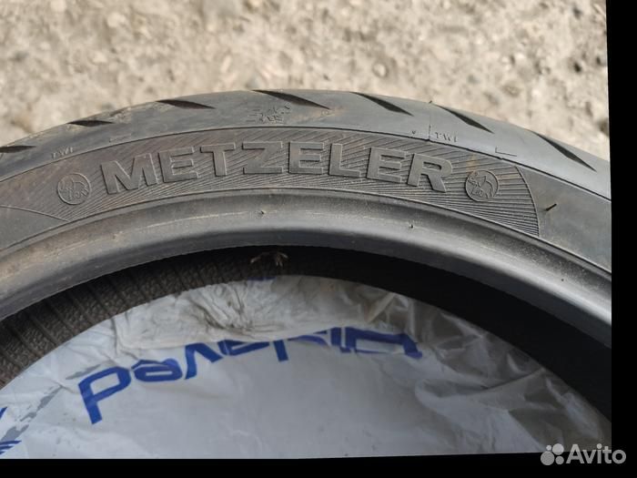 Мотошина Metzeler Roadtec Z8 120/70 R17 102R