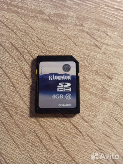 Фотоаппарат Nikon coolpix L21 + карта памяти 4 гб