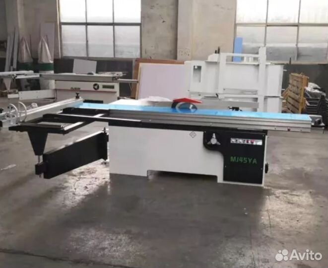 Станок для резки древесины с чпу MZK 3200 SX