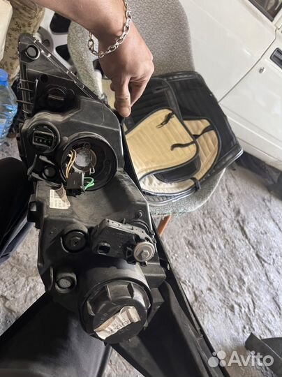 Фара kia sportage 3 правая передняя