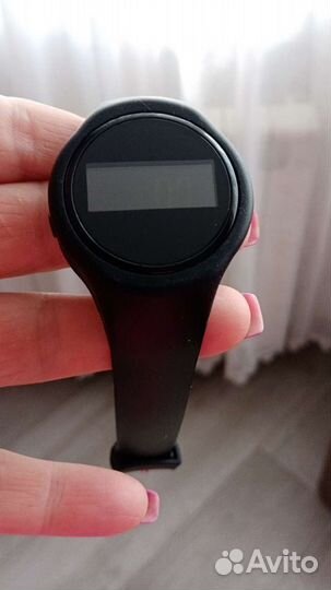 Часы с шагомером