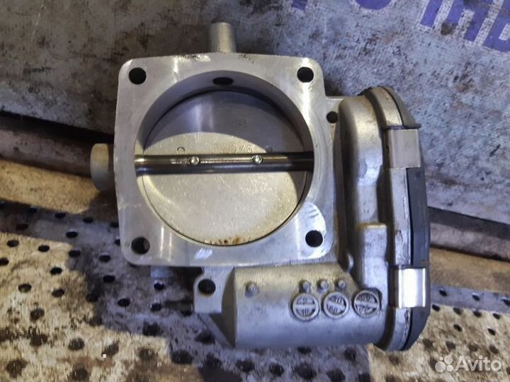 Заслонка дроссельная Mercedes-Benz M-класс