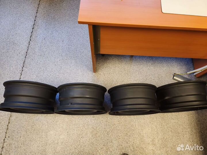 Штампованные диски r15