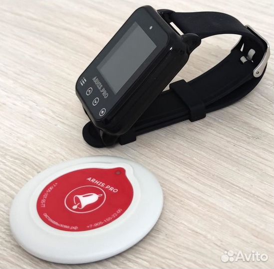 Пейджер-часы для вызова персонала и кнопки вызова