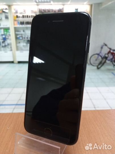 iPhone 7, 32 ГБ