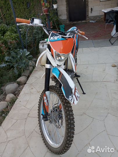 Кроссовый мотоцикл