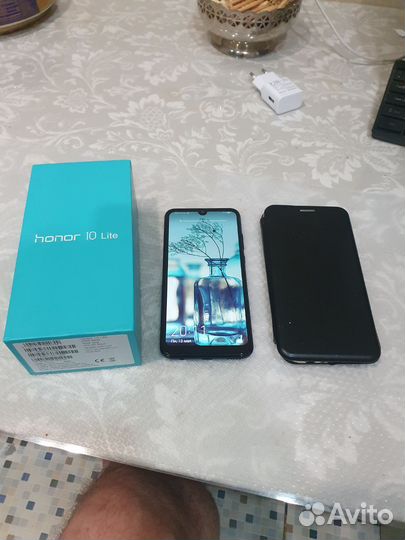 HONOR 10 Lite, 4/64 ГБ