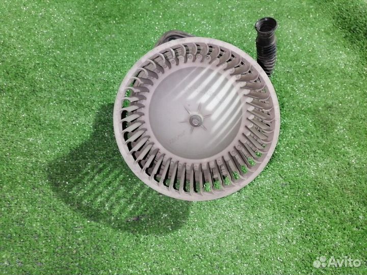 Моторчик отопителя Chevrolet Lanos