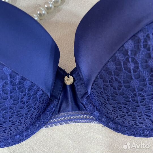 Бюстгалтер 30DD (65E)