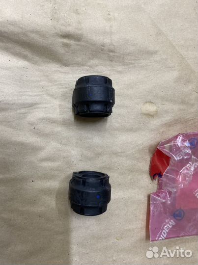 Втулки стабилизатора шкода октавия А7 с 2013- 2021