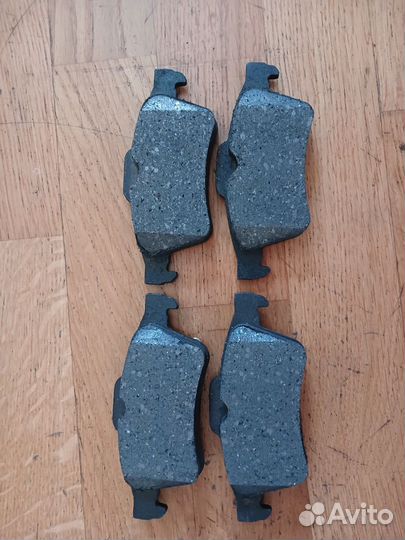 Тормозные колодки задние