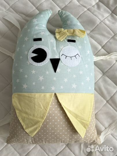 Комплект бортиков-подушек в кроватку