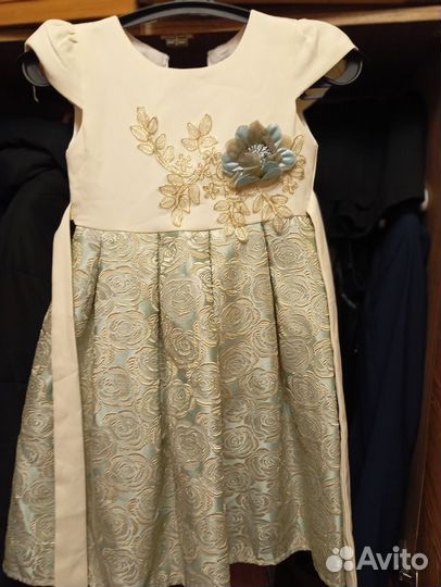 Вечернее платье