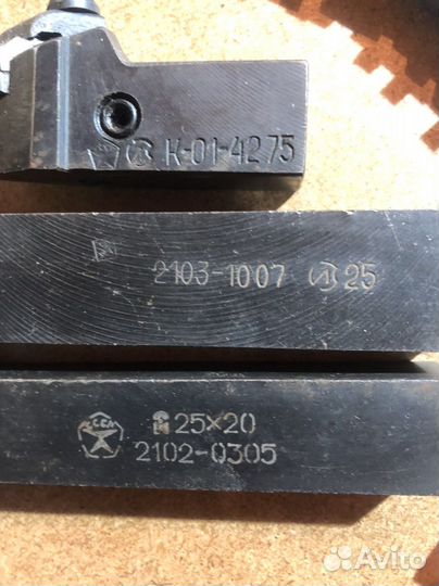 Резцы со сменными пластинами