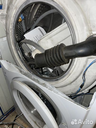 Стиральная машина на запчасти indesit