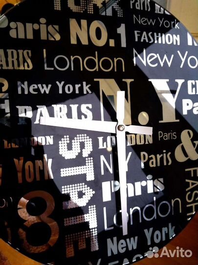 Часы настенные