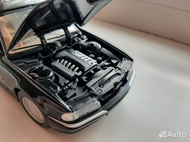 Bmw e38 750IL 1:24 Pauls Model Art /Minichamps