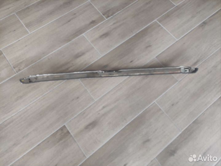 Молдинг капота Toyota Vanguard Rav4