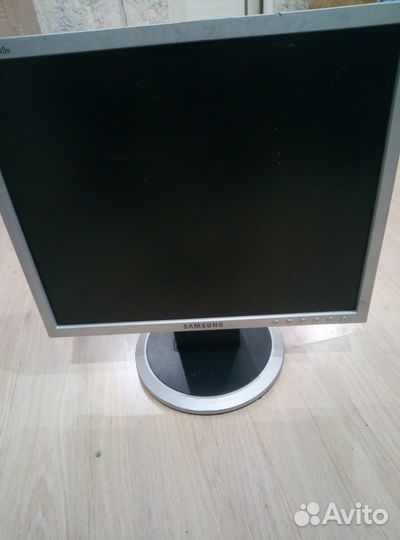 Монитор samsung syncmaster 940n
