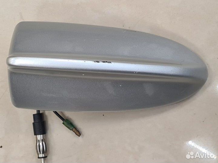 Антенна плавник на крышу Lifan X60 внедорожник