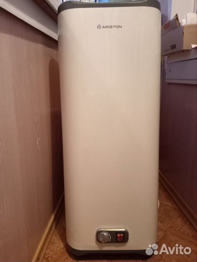 Водонагреватель ariston