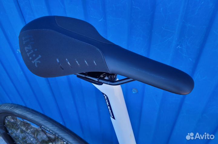 Новый Colnago V3 Disc Rival Axs